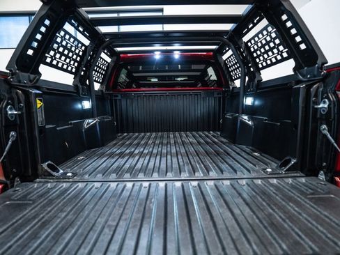 Certified 2025 Toyota Tacoma TRD Off-Road image 15