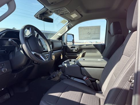 New 2026 Chevrolet Silverado 3500 LT w/ Convenience Package AWD/4WD image 12
