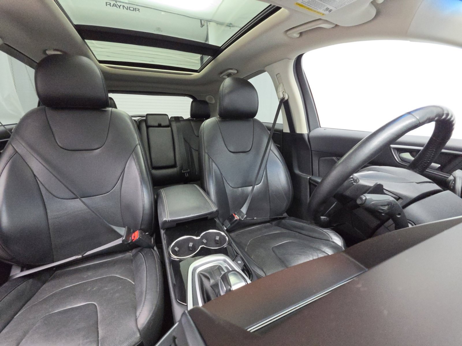 Used 2017 Ford Edge Titanium w/ Equipment Group 301A AWD/4WD image 46