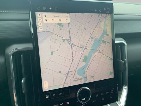 Used 2025 GMC Acadia Elevation image 15