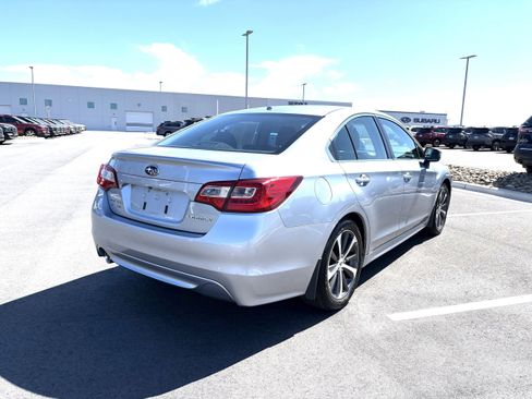 Used 2015 Subaru Legacy 2.5i Limited image 9