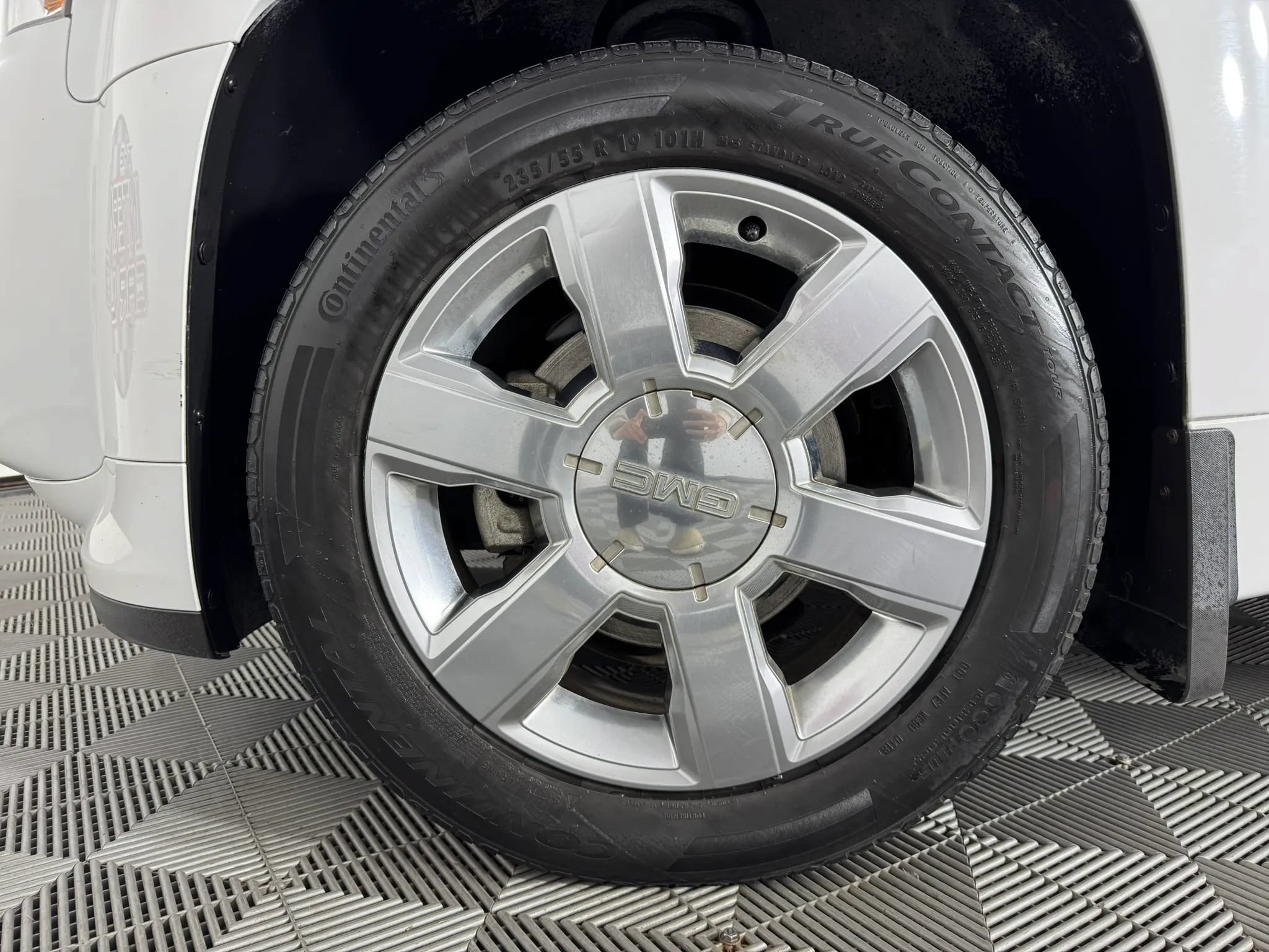 Used 2014 GMC Terrain Denali w/ LPO, Protection Package AWD/4WD image 44