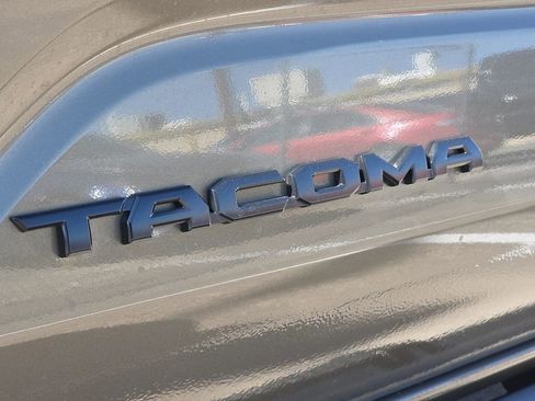 New 2026 Toyota Tacoma TRD Off-Road AWD/4WD image 10