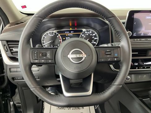 Used 2023 Nissan Rogue SV w/ SV Premium B Package FWD image 22