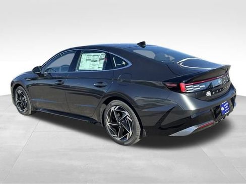 New 2026 Hyundai Sonata SEL image 3