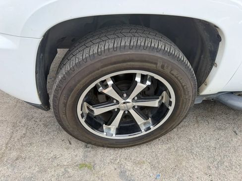 Used 2007 Chevrolet Avalanche LT w/ LT Preferred Equipment Group image 32