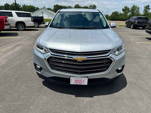 Used 2020 Chevrolet Traverse LT w/ LT Premium Package FWD image 8