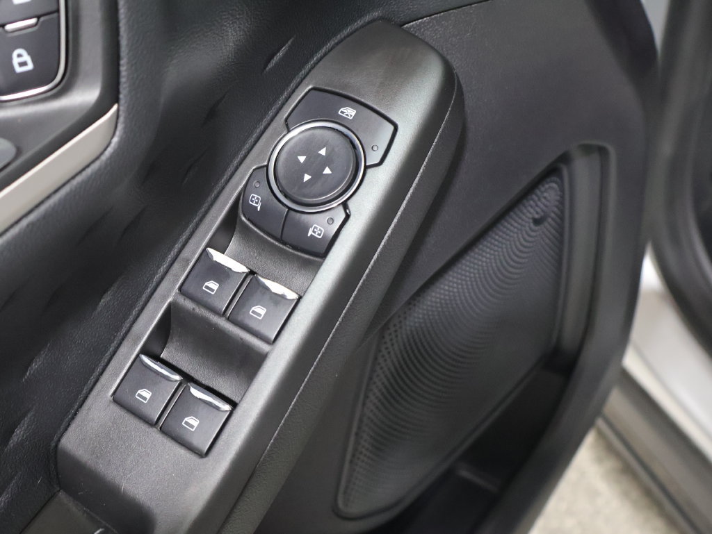 Used 2020 Ford Escape SE AWD/4WD image 13