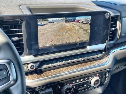 New 2026 Chevrolet Silverado 1500 LT w/ Z71 Off-Road Package image 17