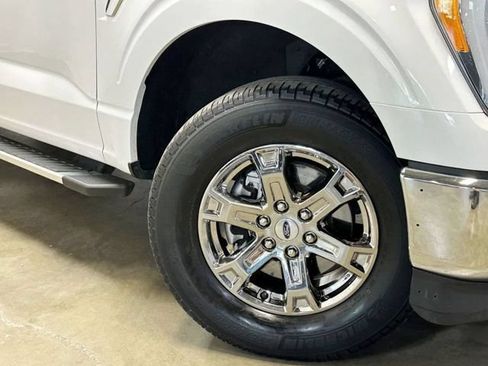Used 2022 Ford F150 XLT w/ Equipment Group 302A High AWD/4WD image 9