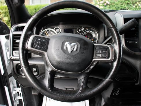 Used 2022 RAM 5500 Tradesman w/ Chrome Appearance Group image 25