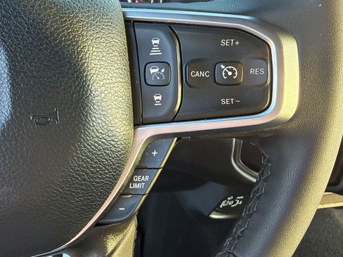 Used 2026 RAM 2500 Big Horn AWD/4WD image 4