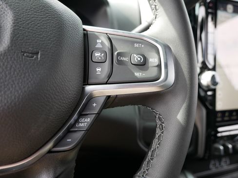 New 2026 RAM 2500 Big Horn AWD/4WD image 20