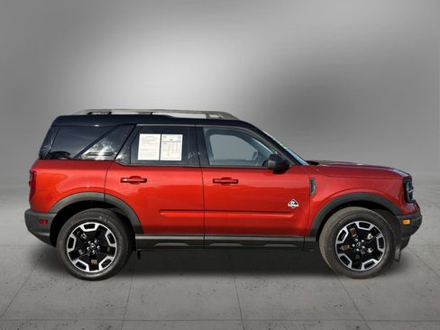 Used 2024 Ford Bronco Sport Outer Banks w/ Tech Package image 5