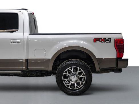 Used 2020 Ford F250 King Ranch w/ King Ranch Ultimate Package AWD/4WD image 9