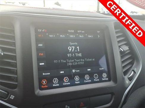 Certified 2020 Jeep Cherokee Trailhawk w/ Cold Weather Group image 14