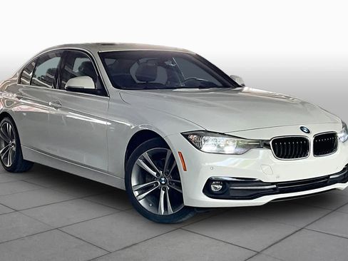 Used 2017 BMW 330i Sedan image 2