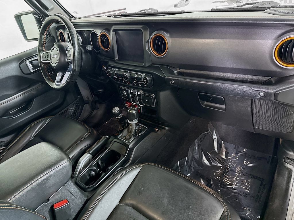Used 2021 Jeep Gladiator Mojave w/ Dual Top Group AWD/4WD image 34