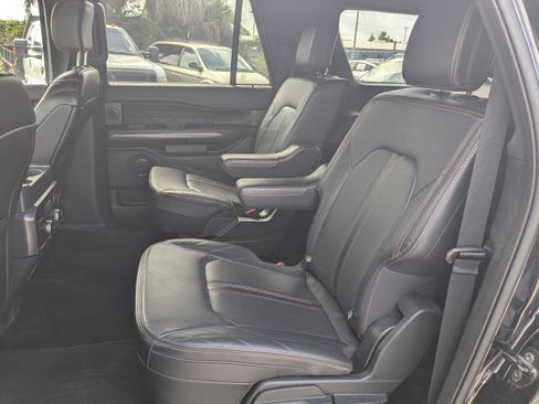 Used 2022 Ford Expedition Max Platinum AWD/4WD image 14