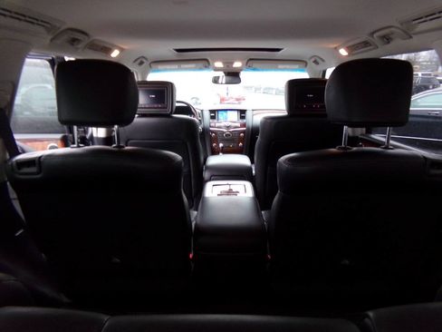 Used 2015 INFINITI QX80 4WD w/ Deluxe Technology Package image 22