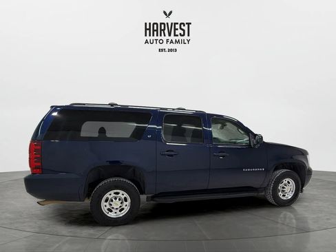 Used 2007 Chevrolet Suburban 2500 LT w/ LT Preferred Equipment Group AWD/4WD image 7
