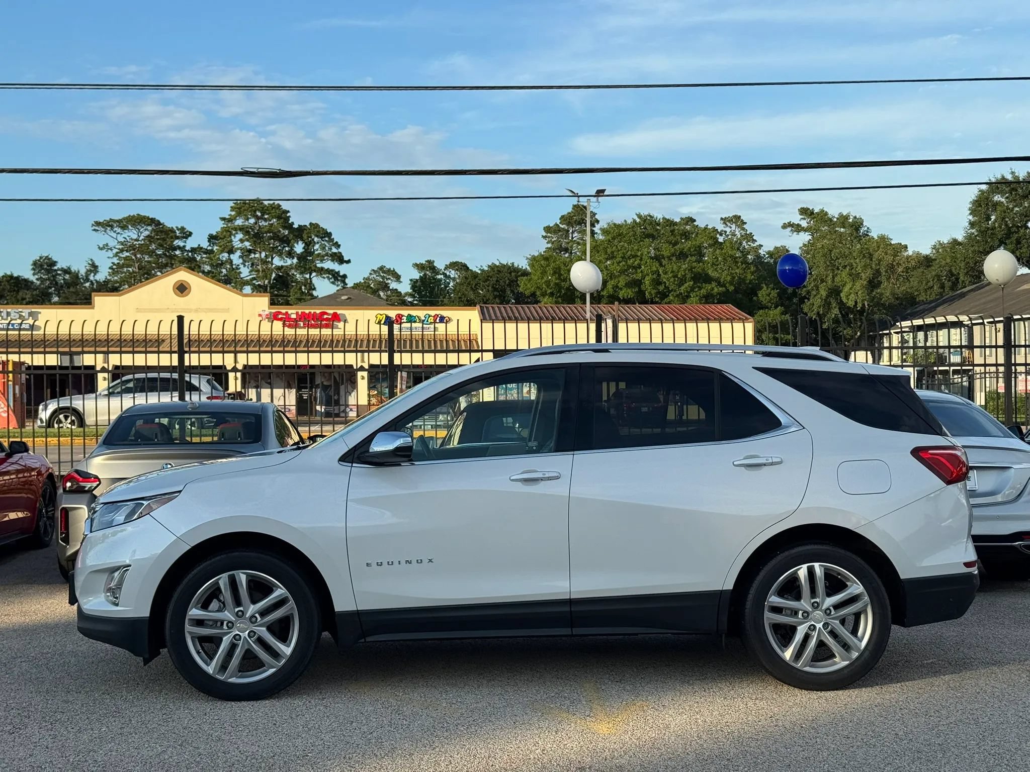 Used 2019 Chevrolet Equinox Premier FWD image 8