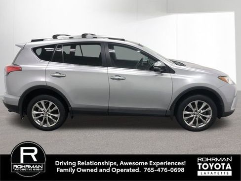 Used 2018 Toyota RAV4 Limited image 8