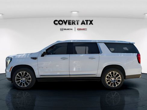 New 2026 GMC Yukon XL Denali w/ Denali Reserve Package AWD/4WD image 4