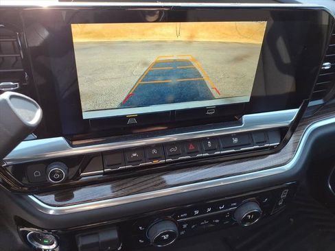 Used 2026 Chevrolet Silverado 1500 LT image 34