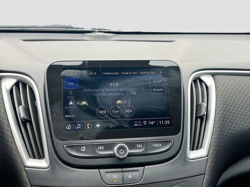 Used 2023 Chevrolet Malibu RS image 14