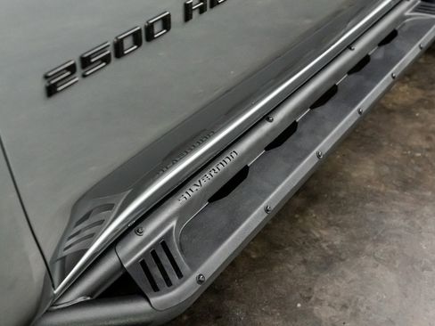 Used 2025 Chevrolet Silverado 2500 LTZ w/ LTZ Plus Package image 15