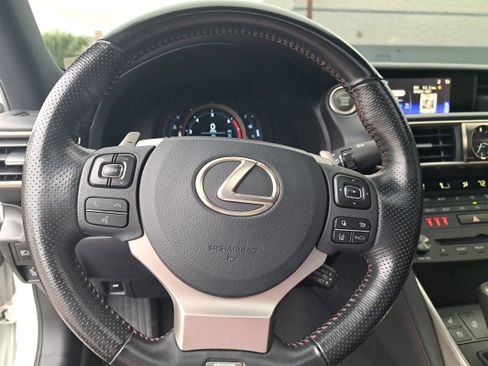 Used 2020 Lexus IS 300 F Sport image 15