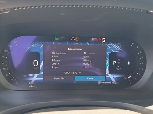 Used 2024 Volvo S60 B5 Core FWD image 11