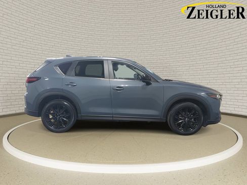 Used 2024 MAZDA CX-5 Carbon Edition image 4