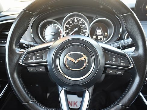 Used 2023 MAZDA CX-9 Touring image 40