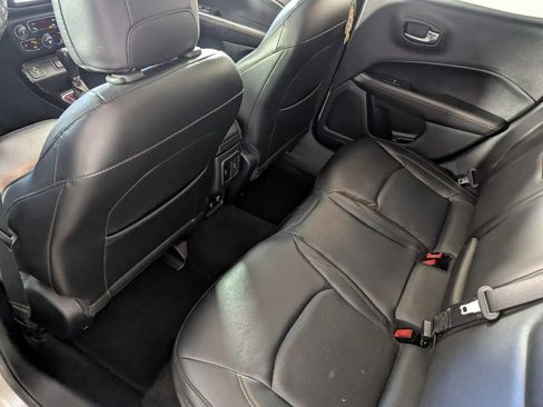 Certified 2018 Jeep Compass Limited w/ Navigation Group image 16