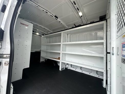 New 2026 Ford Transit 350 148 Medium Roof RWD image 21