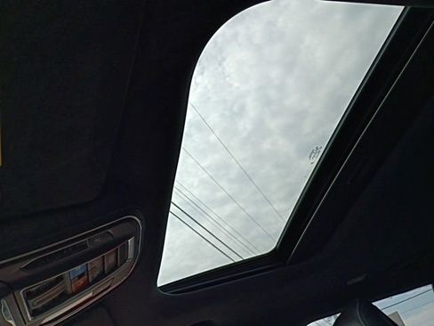 Used 2023 Jeep Grand Cherokee L Laredo image 30