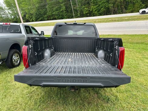 Used 2022 Toyota Tundra SR5 image 5