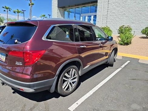 Used 2016 Honda Pilot Elite image 9