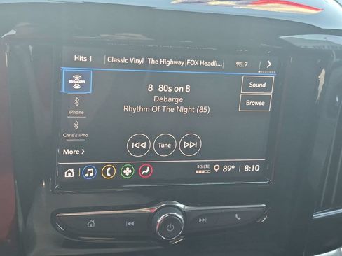 Used 2023 Chevrolet Traverse LS FWD image 16