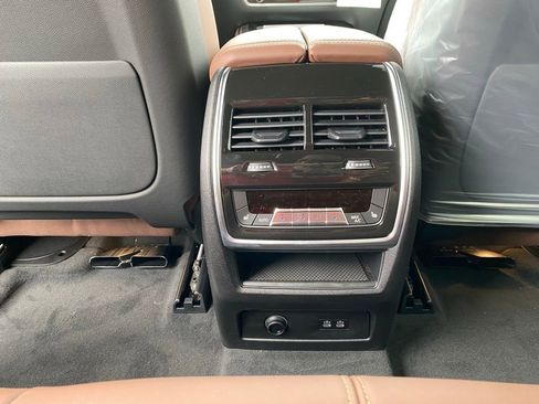 New 2026 BMW X5 M60i image 8