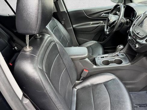 Used 2020 Chevrolet Equinox LT AWD/4WD image 19