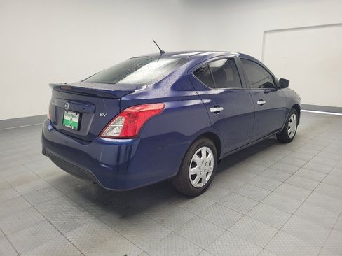 Used 2018 Nissan Versa SV FWD image 9
