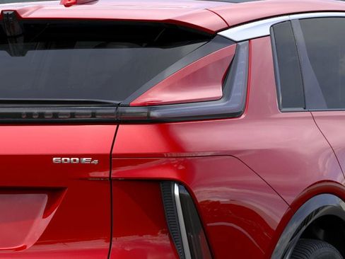 New 2025 Cadillac Lyriq Luxury image 42