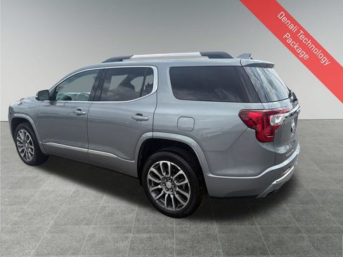 Used 2023 GMC Acadia Denali w/ Denali Ultimate Package FWD image 4
