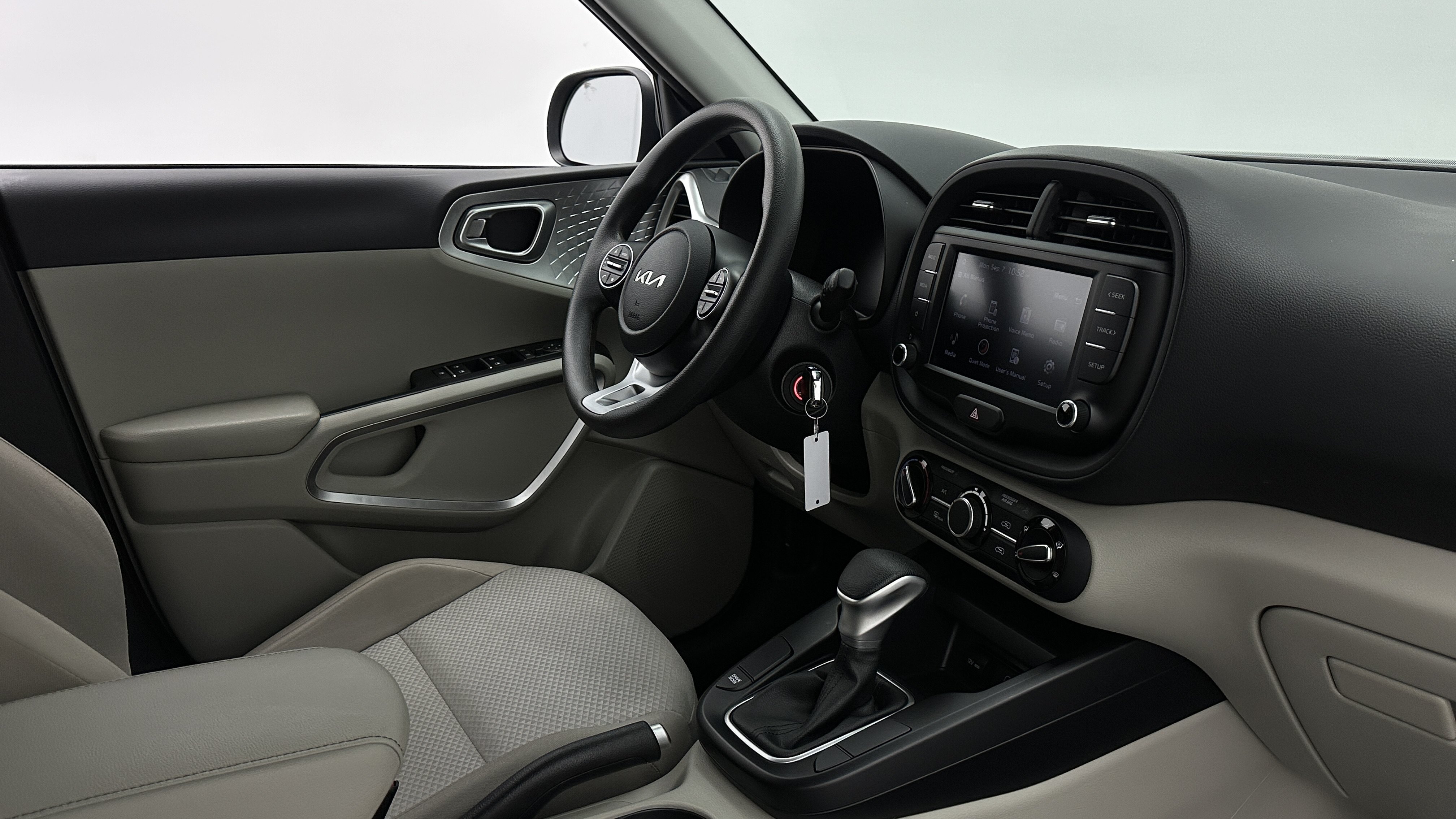 Used 2023 Kia Soul LX FWD image 33