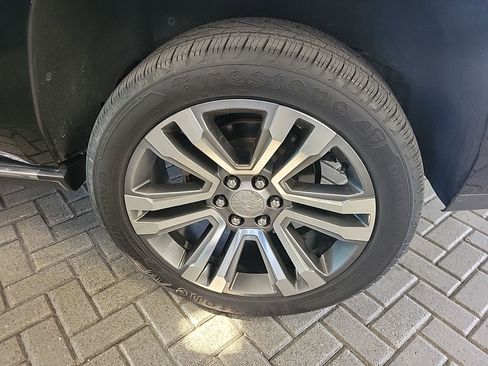 Used 2018 GMC Yukon Denali w/ Denali Ultimate Package image 42