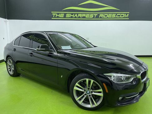 Used 2018 BMW 330e w/ Convenience Package image 1