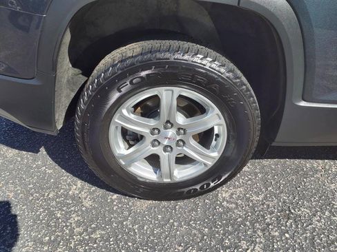 Used 2019 GMC Acadia SLE image 12